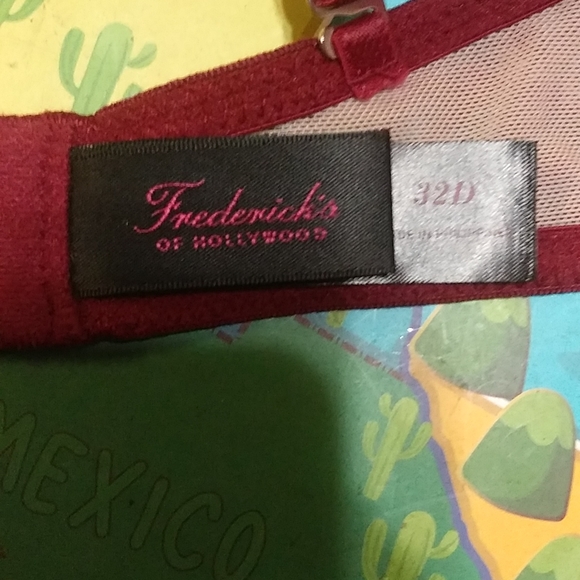 Fredrick's of Hollywood Burgundy Leopard Bra & Panty Set 32D & (S) - Picture 6 of 16